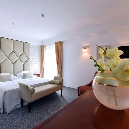 Ziya Hotel
