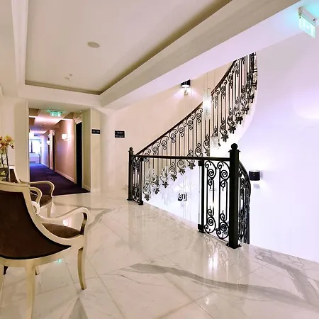 지야 포드고리차